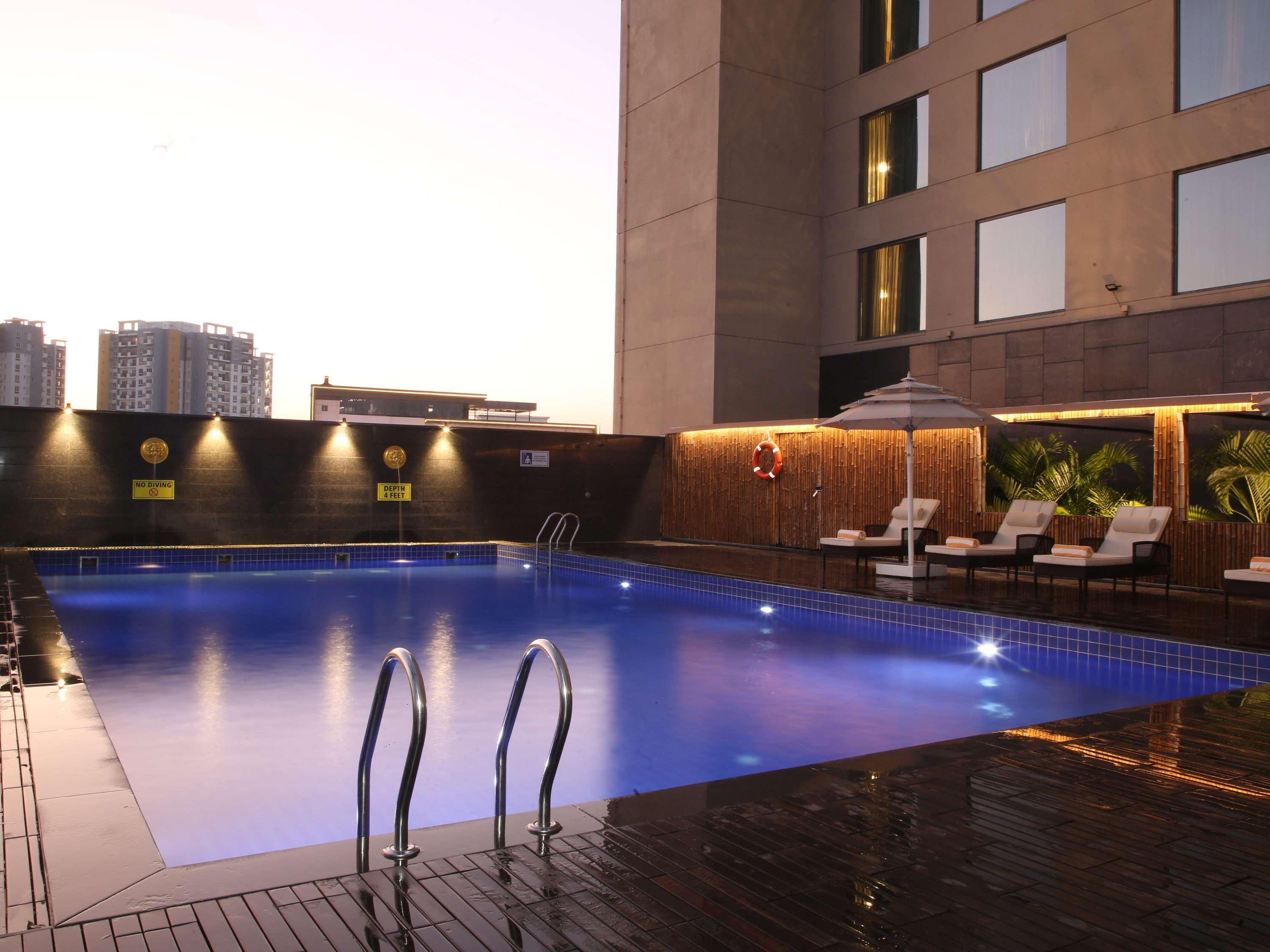 Novotel Chennai Sipcot Exteriör bild The Park, New Delhi